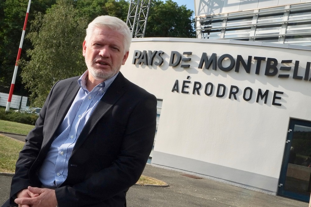 François Niggli, président du syndicat mixte de l'aérodrome du pays de Montbéliard (©Le Trois – Thibault Quartier).