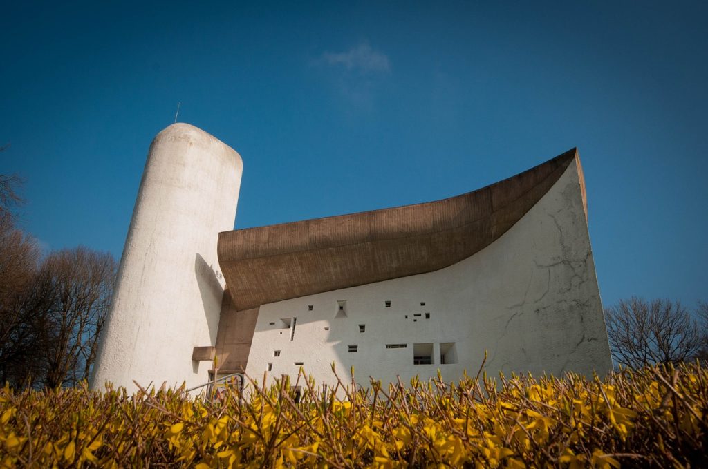 Des nouveautés interviennent dans les visites de la chapelle Le Corbusier.