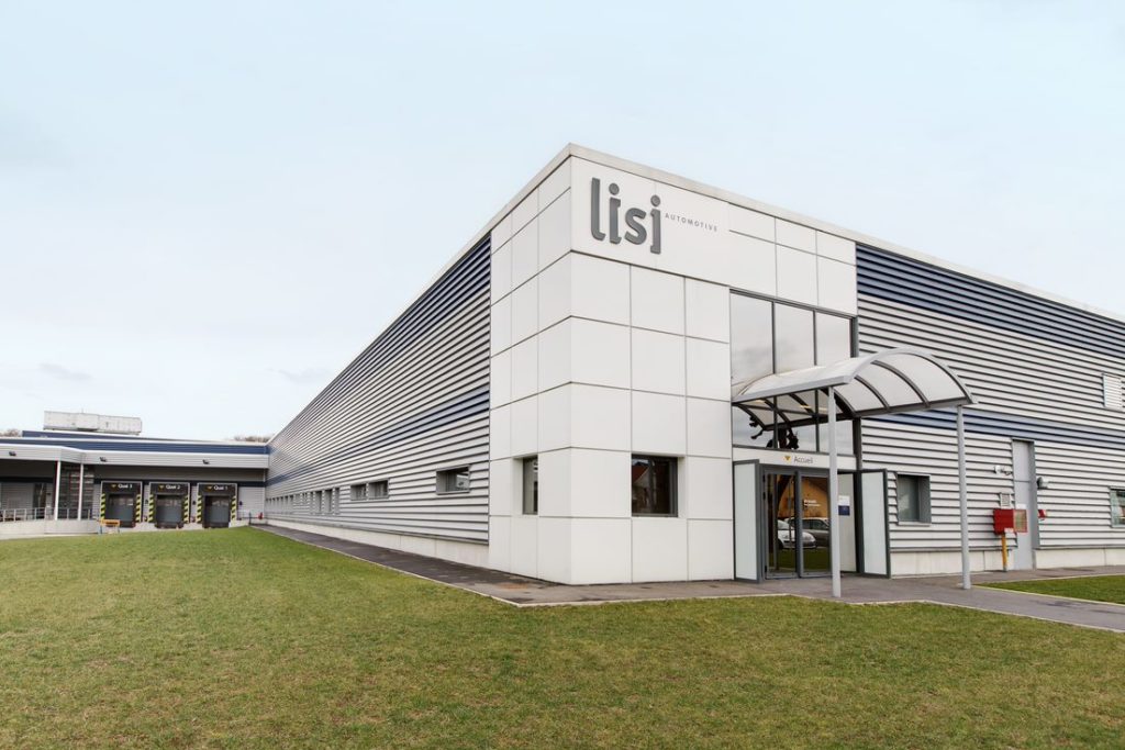 Façade de l'unité Lisi automotive former, à Delle, du groupe Lisi