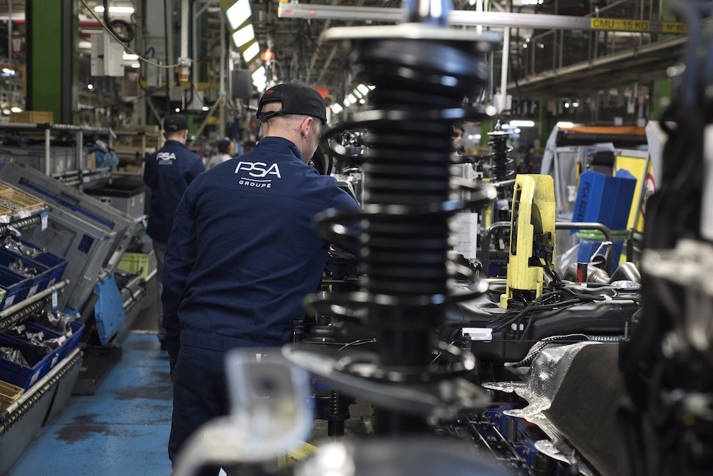 La production ne reprend que mardi 1er juin à l'usine Stellantis de Sochaux.