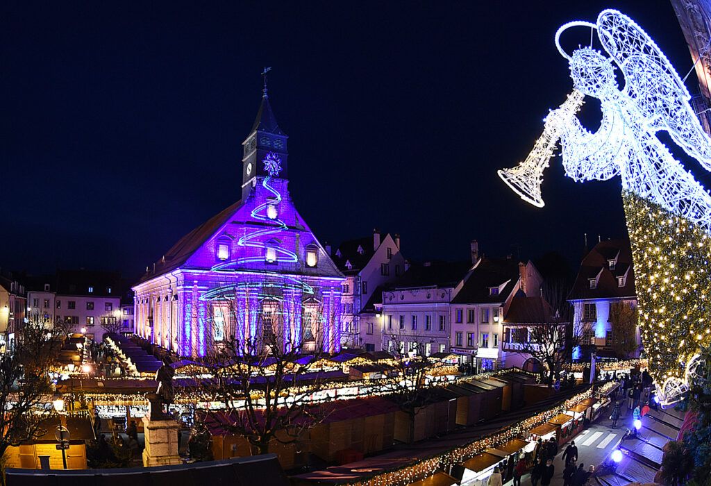 TEMPLE ET MARCHE - MONTBELIARD - 07 DECEMBRE 2021
©Denis Bretey