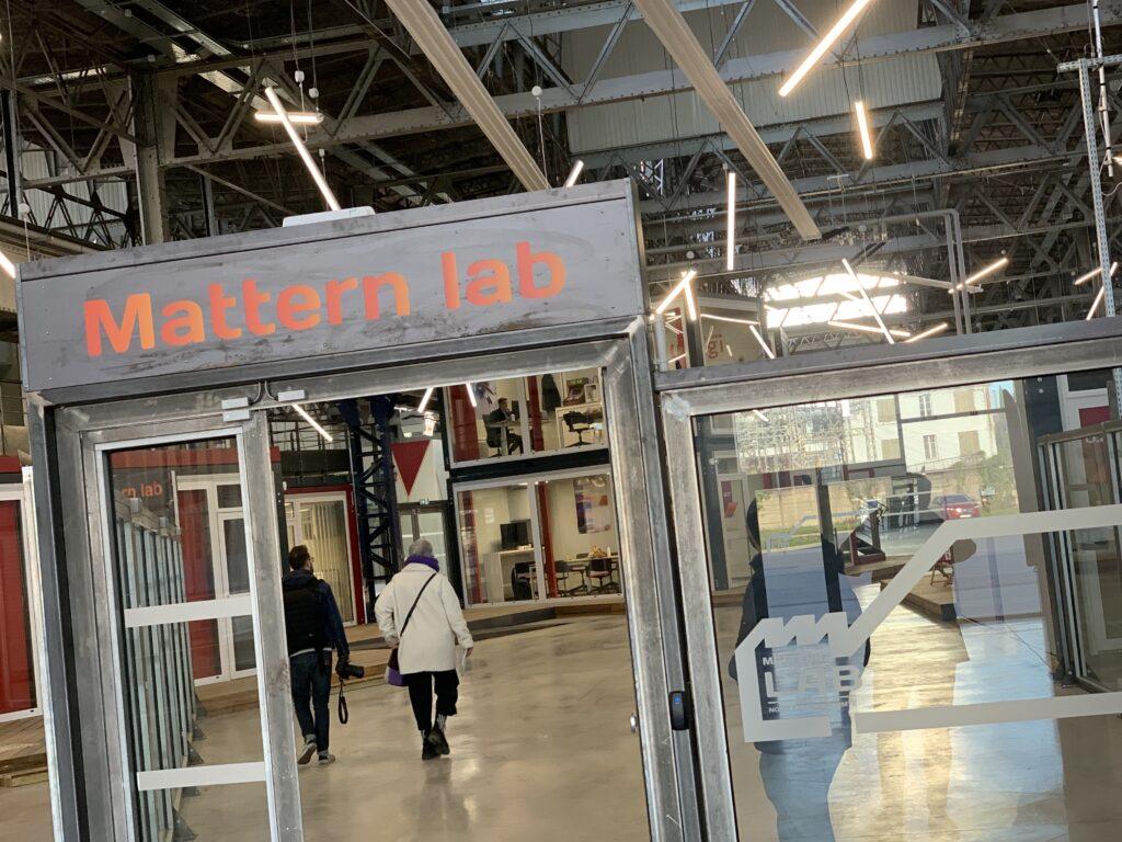 Le Mattern Lab est un lieu où se façonne l'industrie de demain dans la région (©Le Trois – Thibault Quartier).