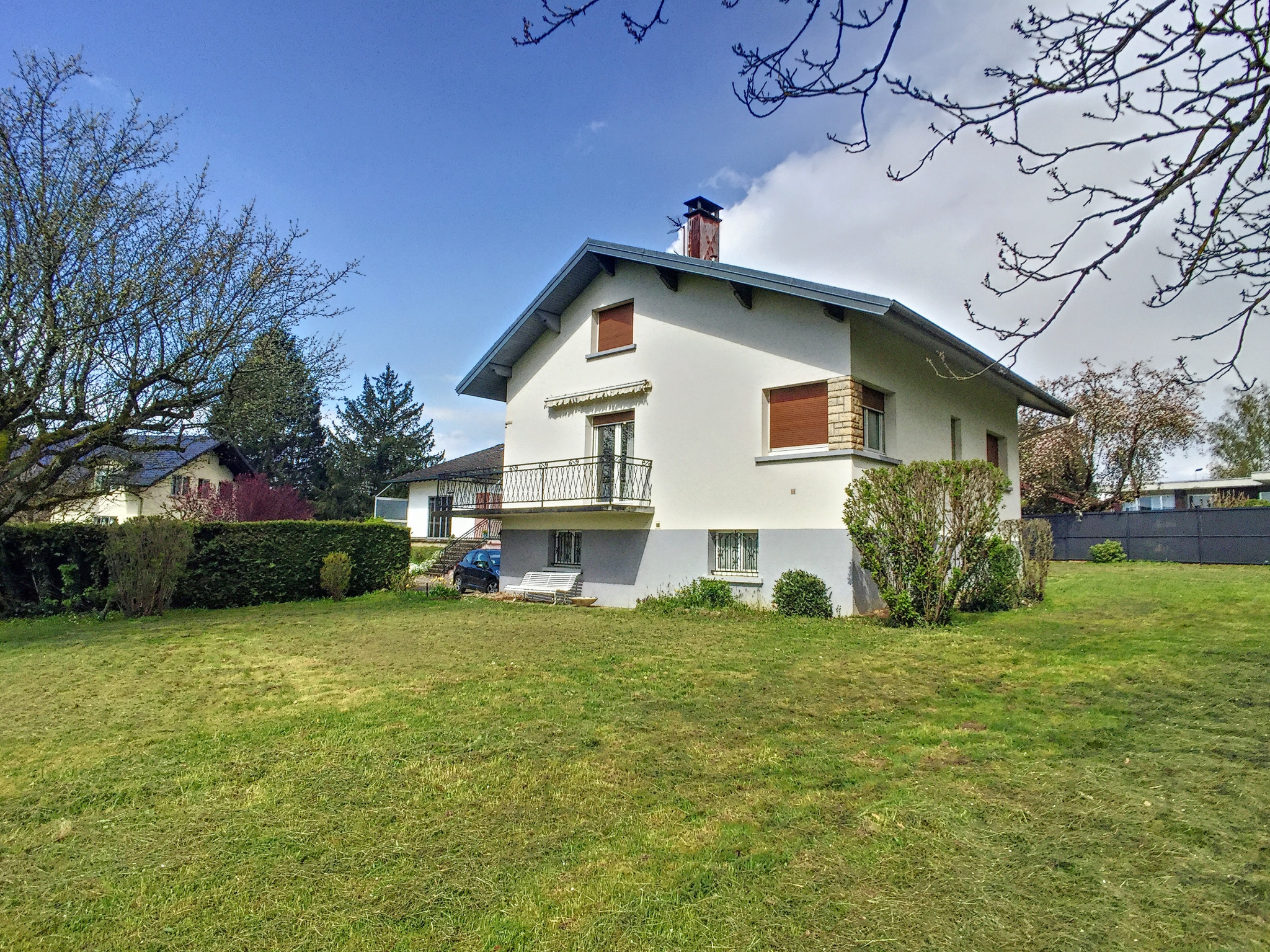 Maison sur Montbéliard avec 3 chambres sur 1867m2