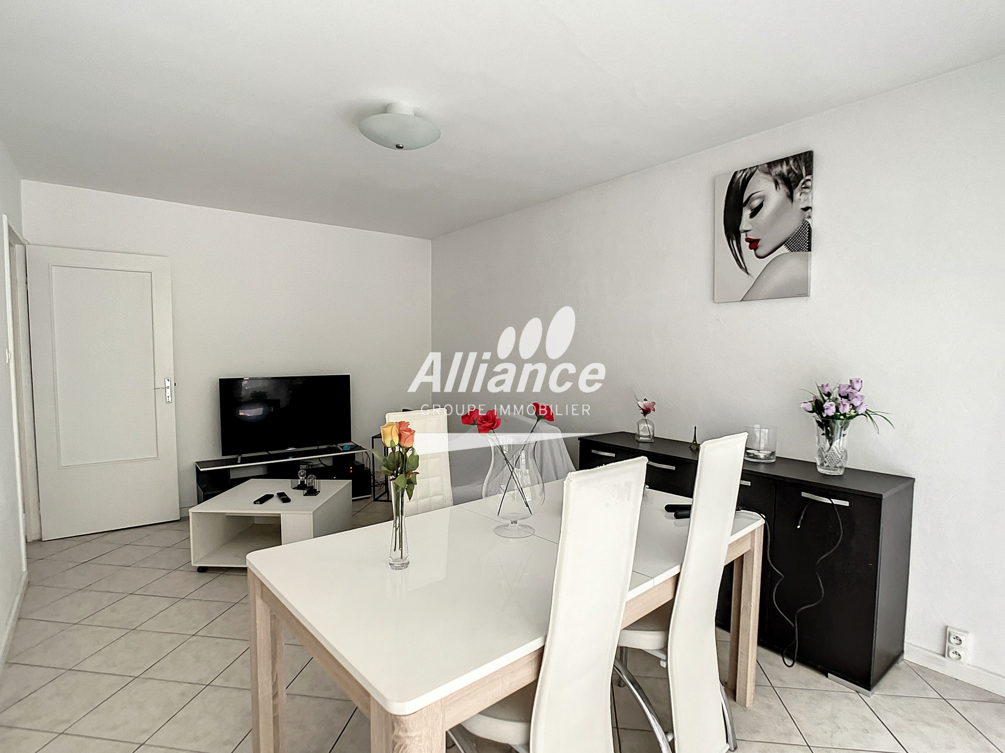 MONTBELIARD  APPARTEMENT T3 RENOVE.