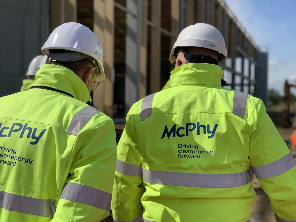 Visite de chantier à McPhy, à l'Aéroparc de Fontaine, le 17 mai 2023. | ©Le Trois – Thibault Quartier