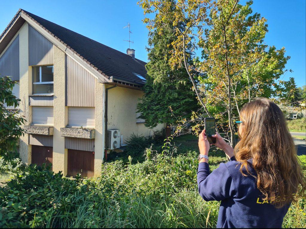 La Poste propose dorénavant un service de vigie des bâtiments inoccupés. | ©DR