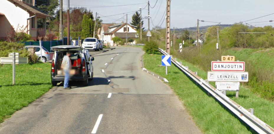 Route de Vézelois, à Danjoutin, à l'entrée du village. | ©Google street view