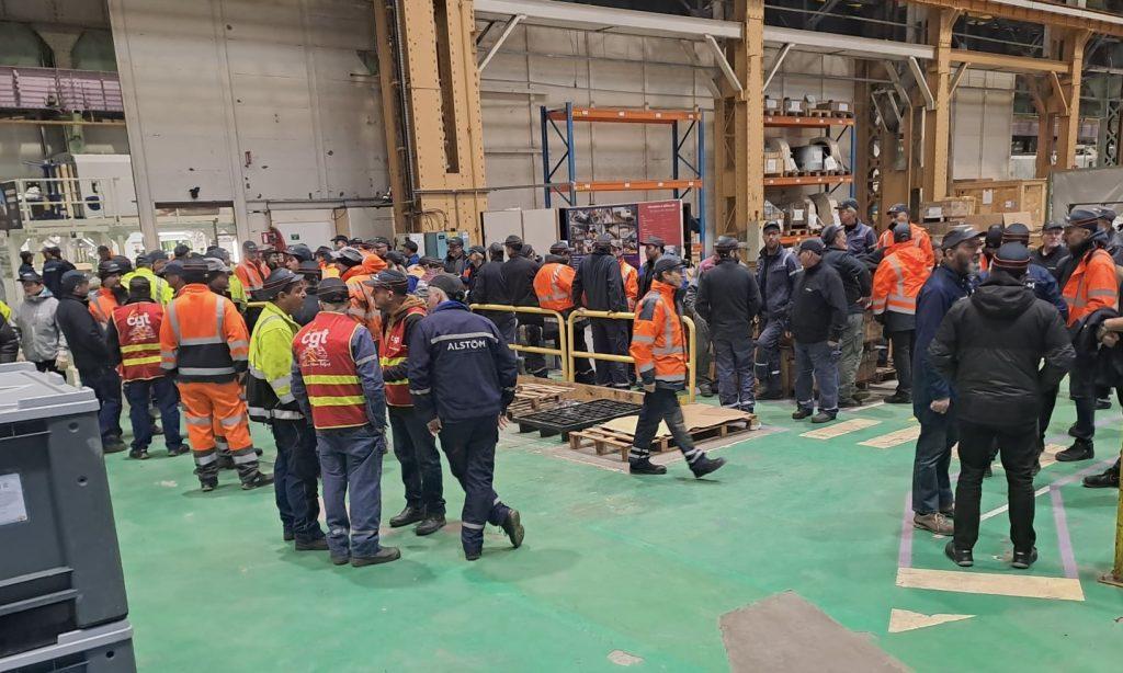 Une centaine de salariés se sont mis en grève le 9 janvier pour protester contre la baisse des RTT. | ©DR 