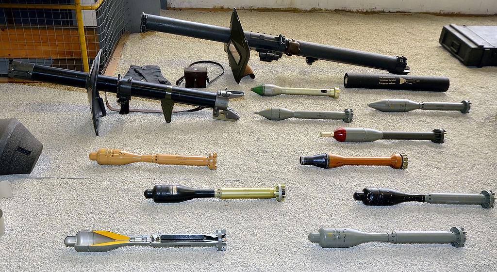 Lance-roquettes avec des munitions. | ©CC BY 3.0 Deed