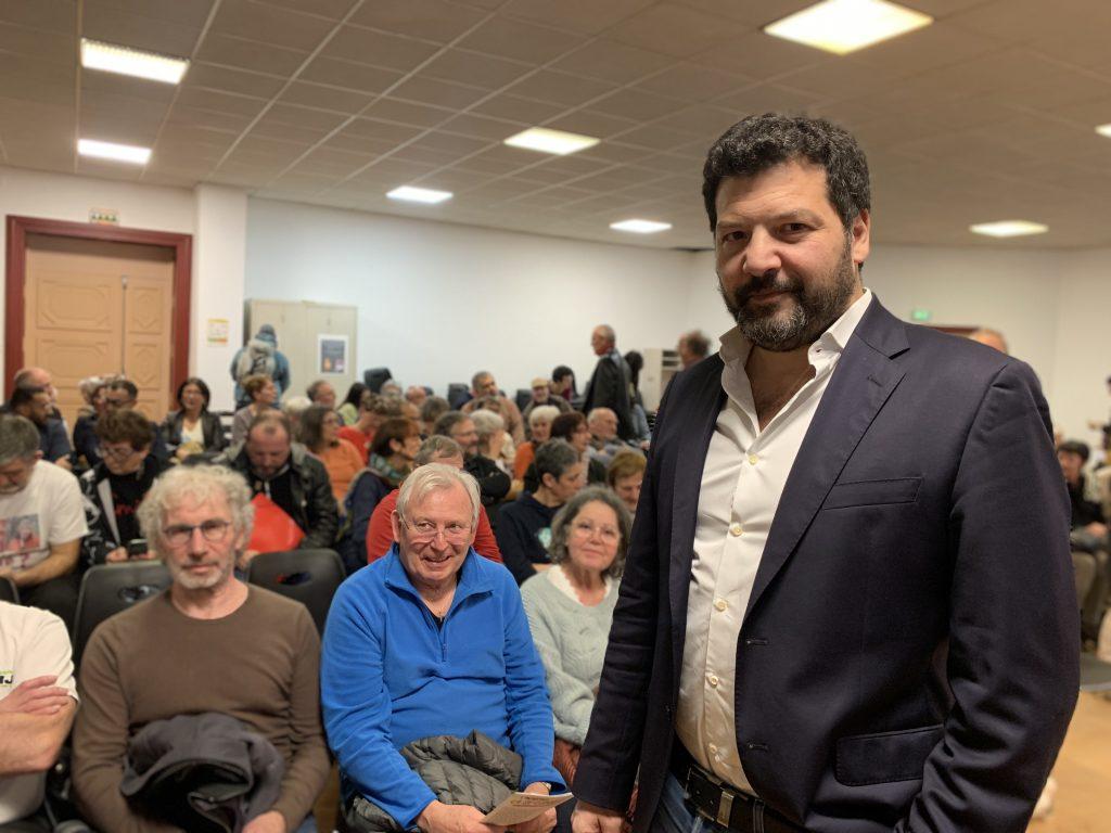 Arié Alimi, avocat au barreau de Paris, lors d'une rencontre-débat à la maison du Peuple à Belfort, le 14 mars. | ©Le Trois - E.C. 