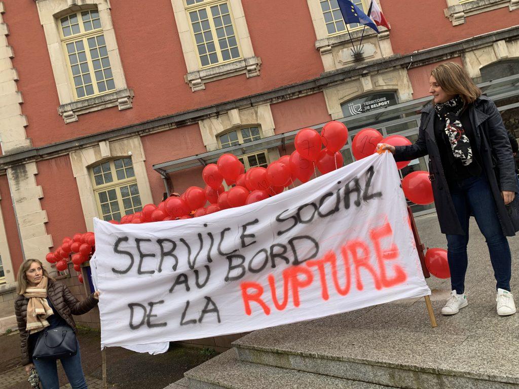 Les travailleurs sociaux du Territoire de Belfort sont très en colère. | ©Le Trois - E.C. 