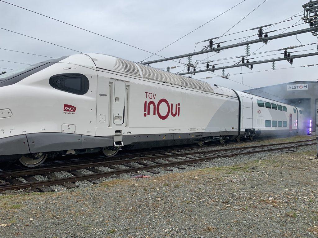 Présentation de la livrée de la gamme inOui de la SNCF du nouveau TGV M, à Belfort, le 29 avril 2024. | ©Le Trois – Thibault Quartier