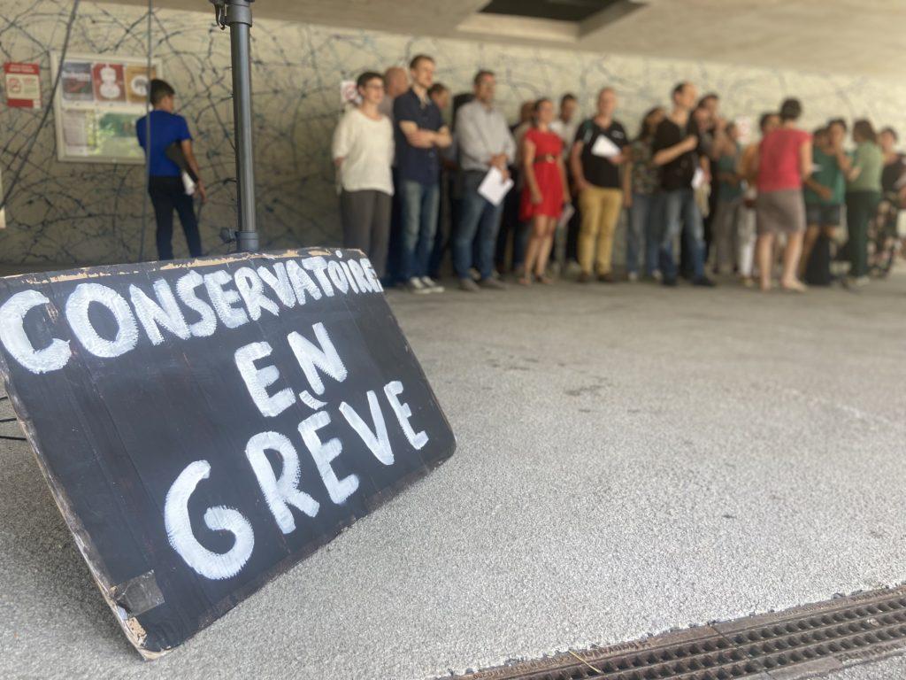 Le conservatoire de Belfort est en grève pour faire revaloriser les indemnités des professeurs. | ©Le Trois - J.B. 