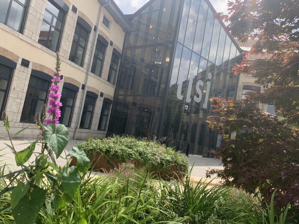 Le siège du groupe Lisi, à Grandvillars. | ©Le Trois – Thibault Quartier