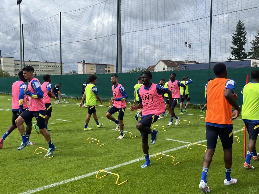 Le groupe professionnel du FC Sochaux-Montbéliard. | Le Trois - H.G.