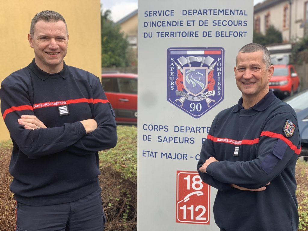 Les colonels Stéphane Berrez et Philippe Pautigny (à droite), respectivement directeur-adjoint et directeur du Sdis 90. | ©Le Trois – Thibault Quartier
