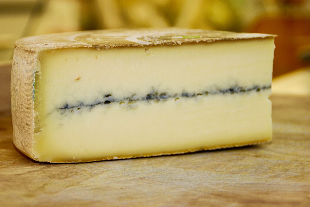 Morceau de morbier. | ©CC BY-SA 4.0