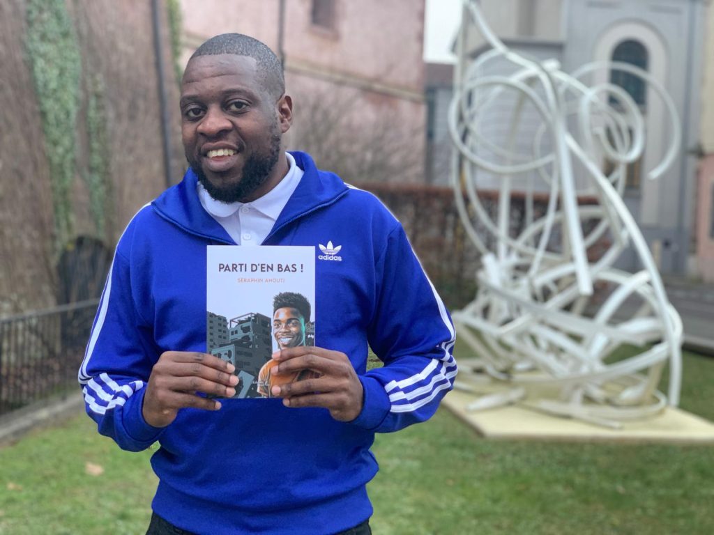 Séraphin Ahouti, écrivain de "Parti d'en bas !". | ©Le Trois - E.C. 