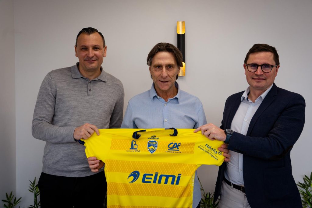 Frédéric Bompard, au centre, nommé entraîneur principal du FC Sochaux-Montbéliard. | ©FCSM