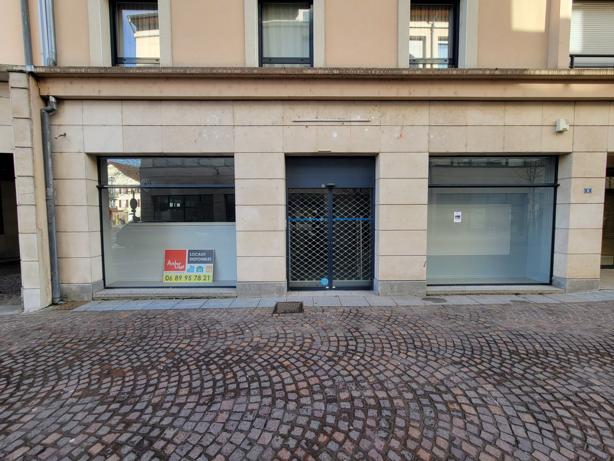 Local commercial à vendre centre-ville Montbéliard