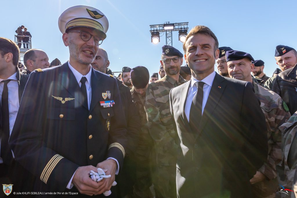 Mardi 18 mars 2025, le président de la République française, Emmanuel Macron, est en déplacement sur la base aérienne 116 Luxeuil-Saint-Sauveur.| ©SGT Julie - Base aérienne 116 