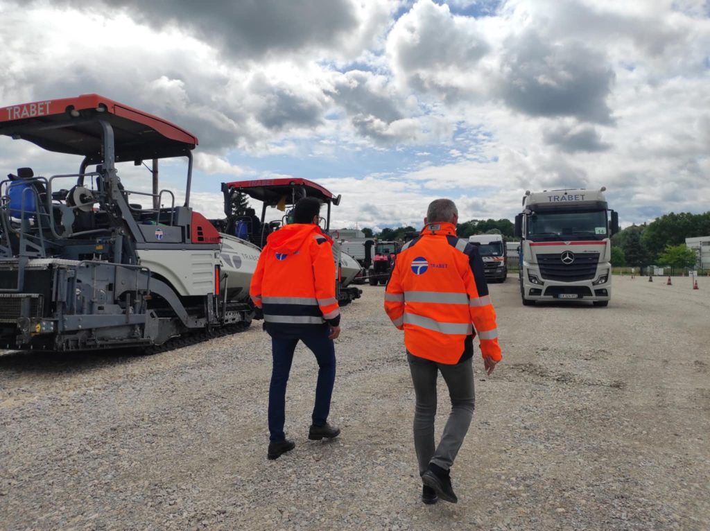 La centrale d'enrobé temporaire de Trabet, qu'il aménage dans la zone industrielle de Bourogne.