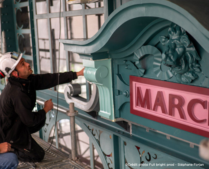 La facade du marché Fréry termine sa rénovation.