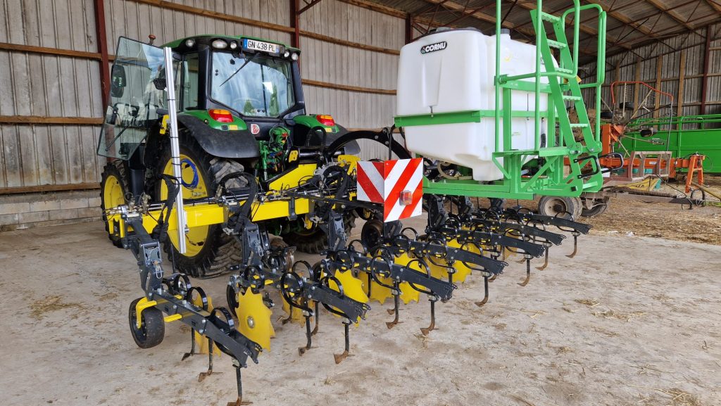 La désherbineuse est un une machine ultra précise qui doit permettre de mieux gérer l'utilisation de produits phytosanitaires.
