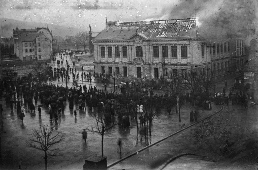 Incendie du palais de Justice de Belfort, en janvier 1906.