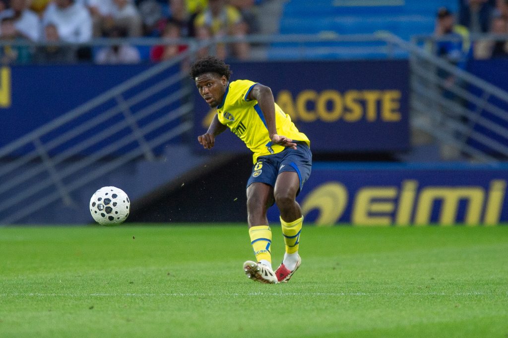 Elson Mendes, milieu de terrain du FC Sochaux-Montbéliard, en août 2025, contre le Stade briochin.