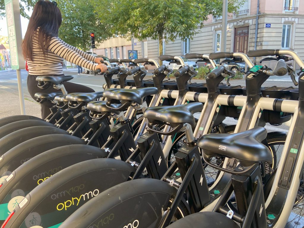 Les nouveaux vélos électriques en libre service sont arrivés à Belfort le 28 juillet. | © Le Trois P.-Y.R.