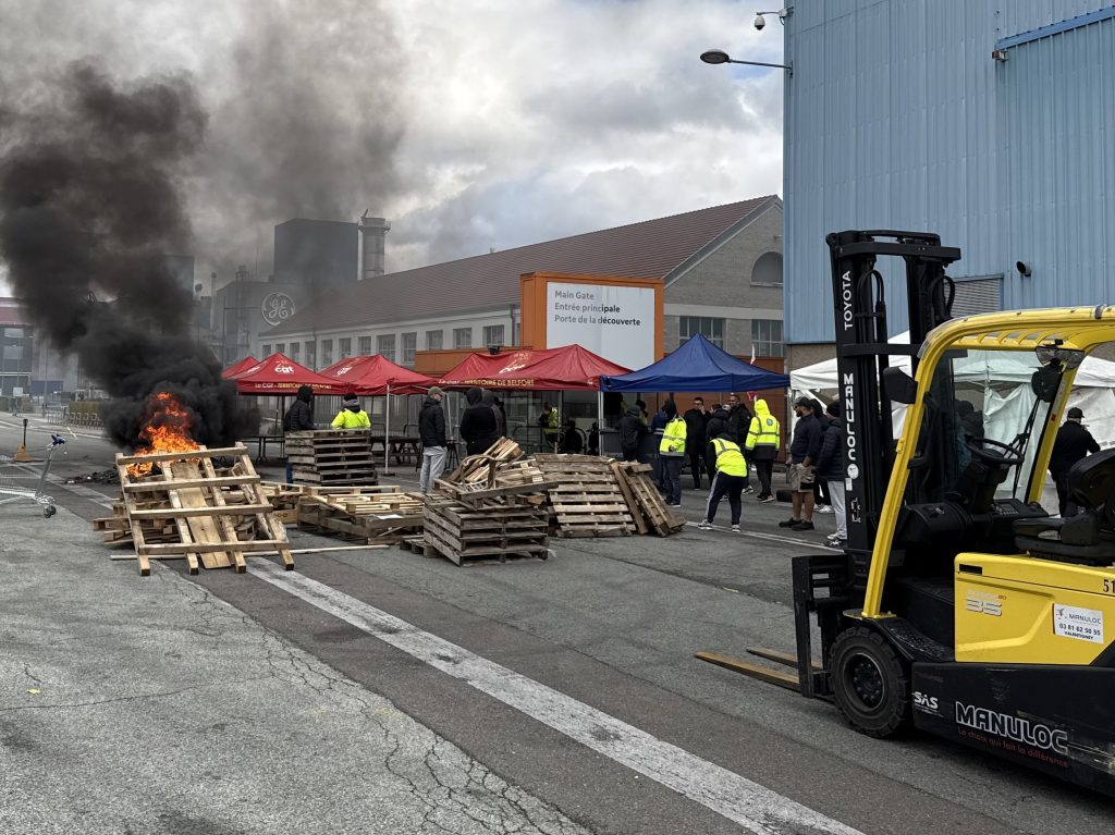 La grève s'enlise à Arabelle Solutions, à Belfort. Le piquet de grève est maintenu ce jeudi 23 octobre, après dix jours de lutte.