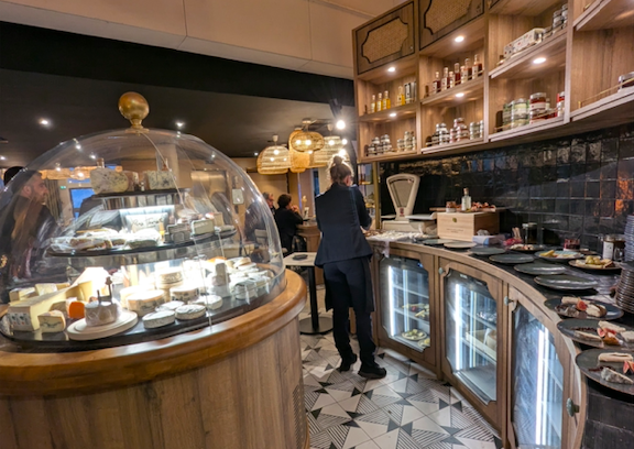 Le Novotel **** Atria a ouvert le restaurant bistronomique À l’Épicerie, fin septembre.