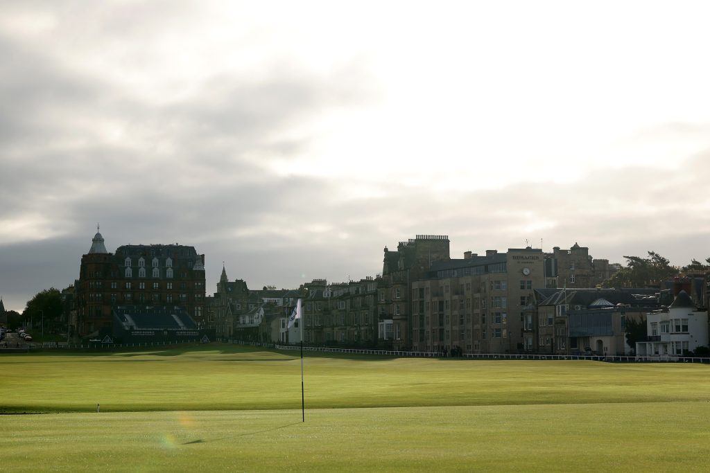 Vue du green lors du premier jour de l’Alfred Dunhill Links Championship 2025, sur l’Old Course, le 2 octobre 2025 à St Andrews, en Écosse.