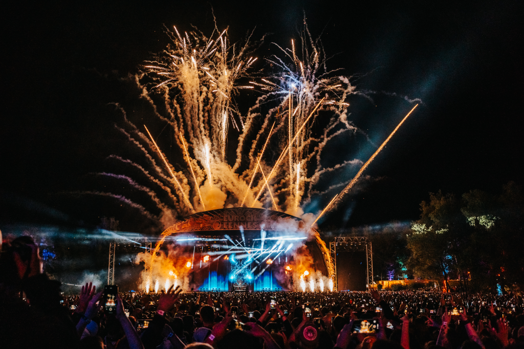 Concert de David Guetta, en 2024, sur la Grande Scène des Eurockéennes de Belfort.