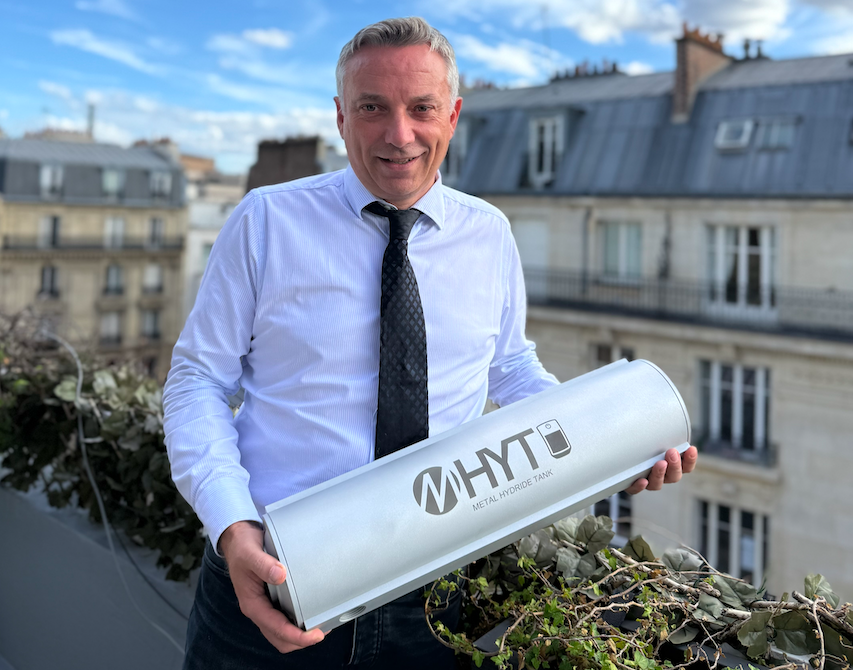 Yann Genninasca est président-directeur général de Mincatec Energy, qui produit un réservoir de stockage d'éhydrogène, solide.