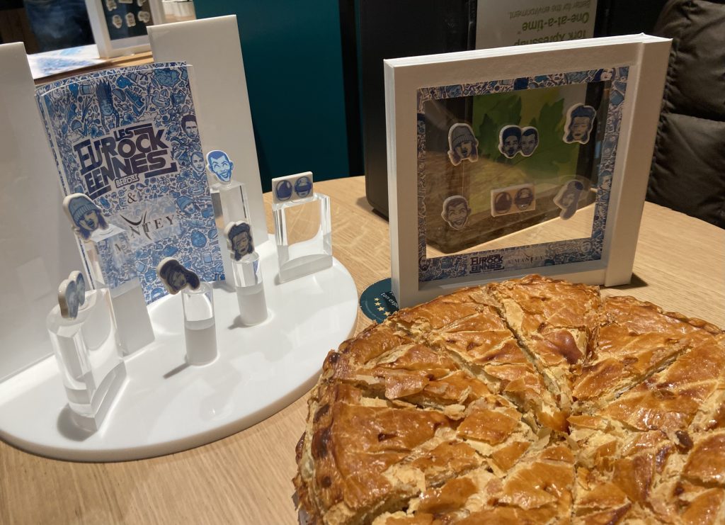 Le visage d'Oreslan, Bigflo & Oli, David Bowie, Stromae, Daft Punk et Amy Winehouse sont représentés sur les fèves.